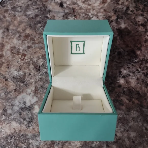 Limoges Bernardaud Ring